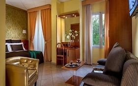 In Roma Vale&Hillary Colosseo B&B